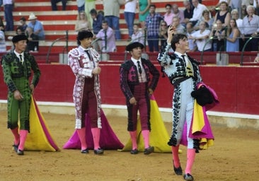 La frescura de Tristán Barroso salva una tarde camino del naufragio