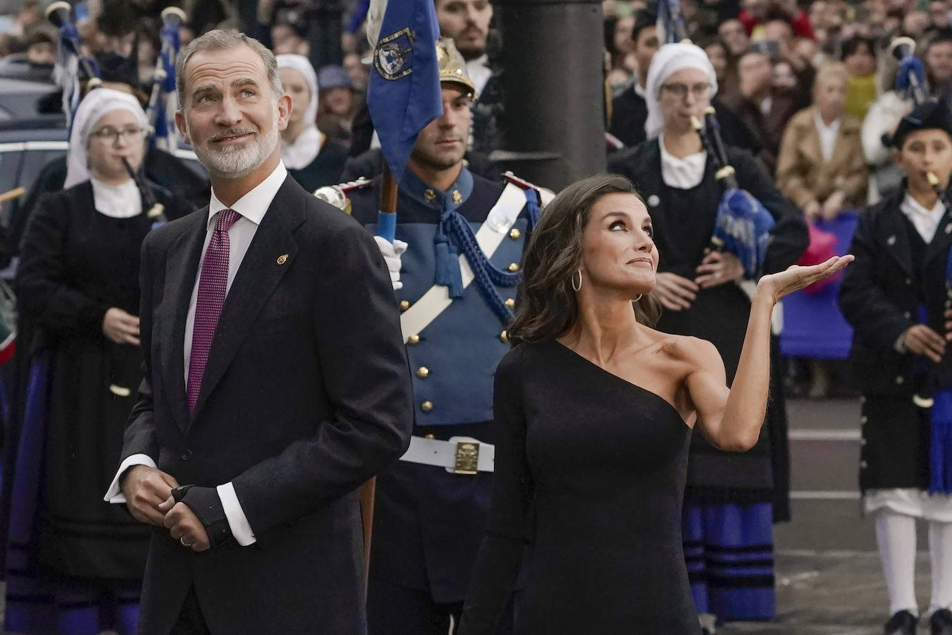 Don Felipe y Doña Letizia, a su llegada al acto