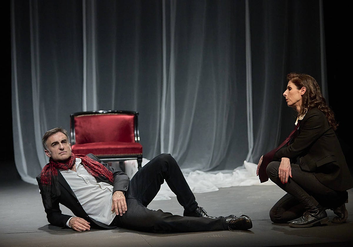 David Luque y Beatriz Argüello, en 'Vano fantasma de niebla y luz'