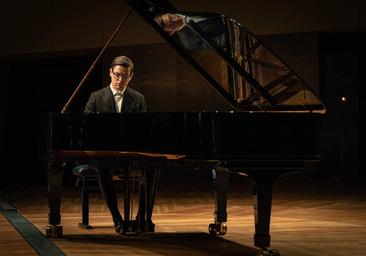 Vikingur Olafsson, pianista: «Si Alicia de Larrocha hubiese sido un hombre, tendría mucho más prestigio»