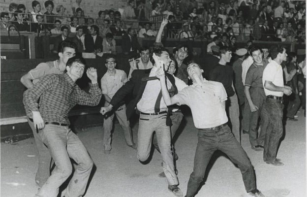 Las Ventas, 1965. Primer concierto de los Beatles en España. Tocaron ante una audiencia de 12.000 personas.