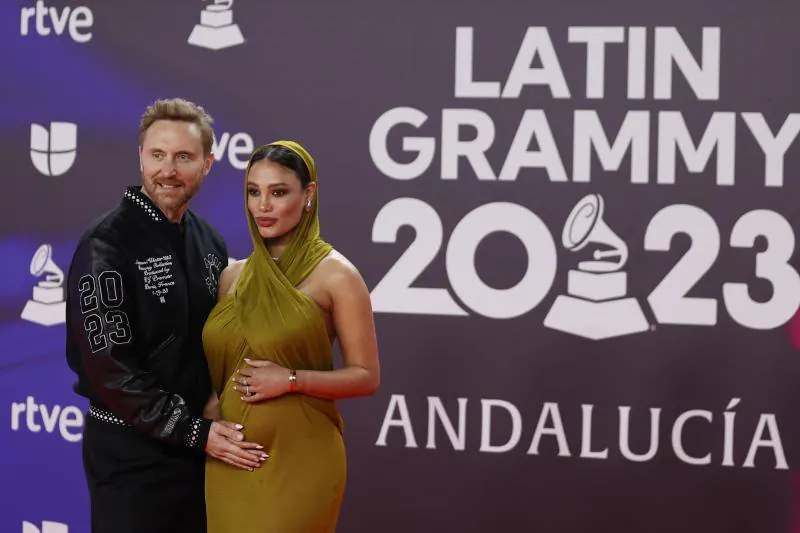 El DJ, productor y compositor francés David Guetta y su pareja, la cubana Jessica Ledon