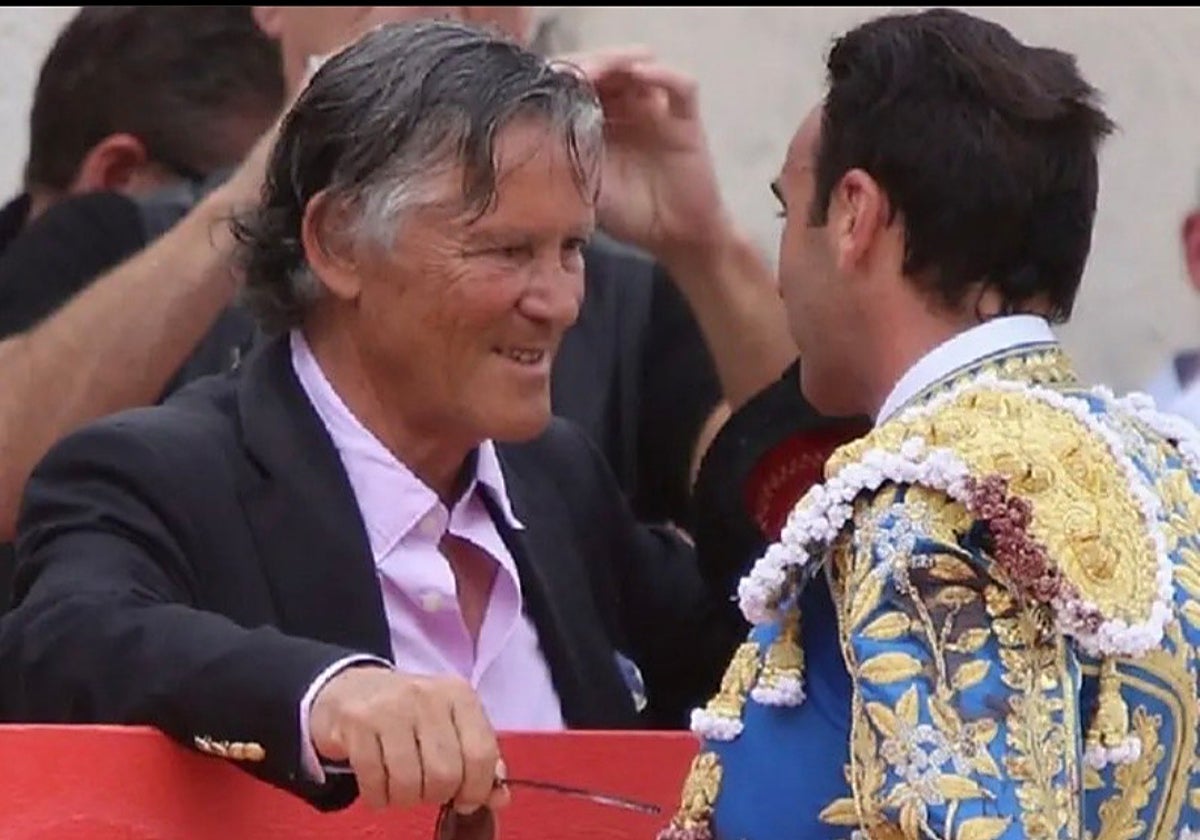 Brindis de Enrique Ponce a Simón Casas