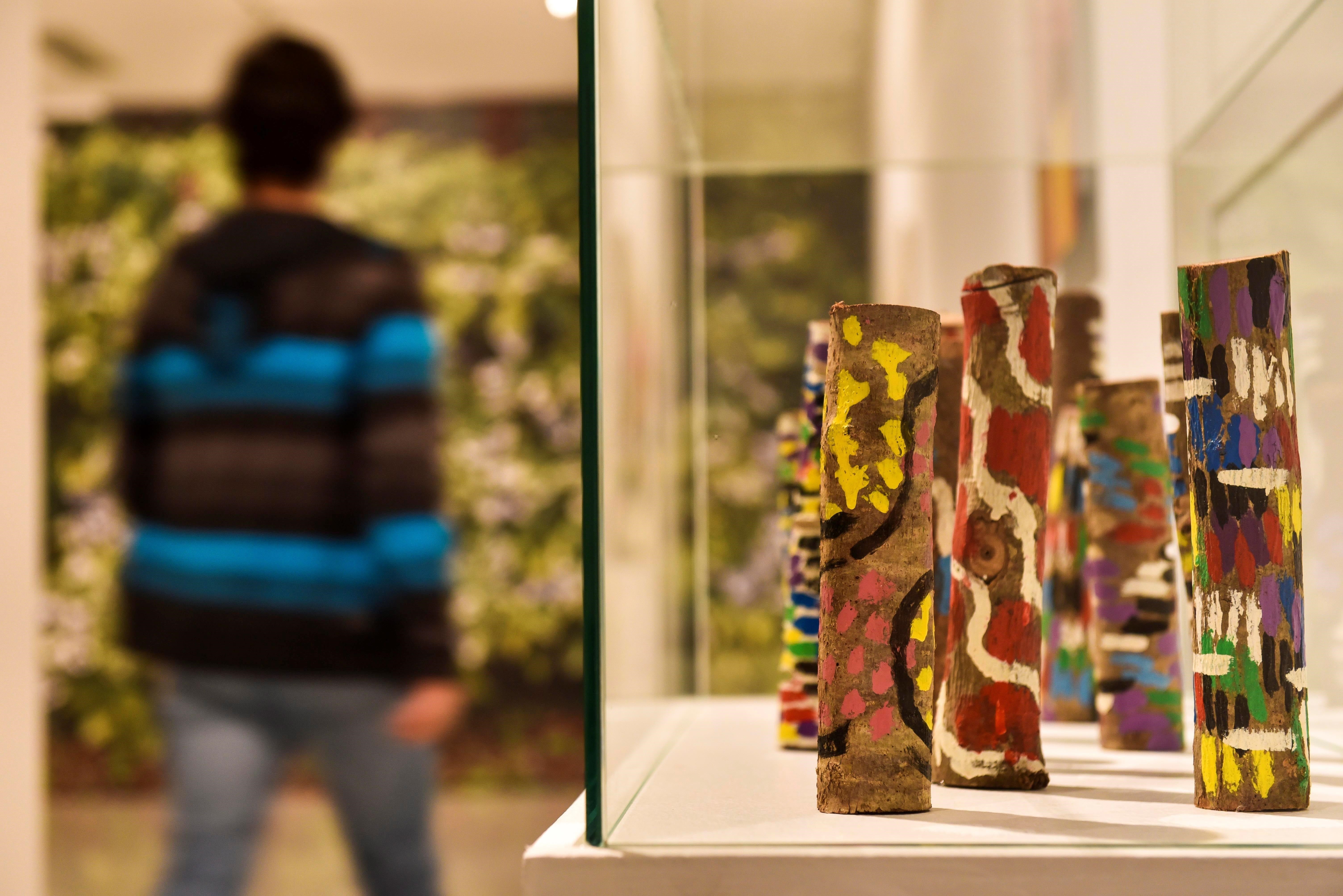 Vista de la exposición 'Agustín Ibarrola, naturalmente', presentada en 2020 en la Sala Rekalde de Bilbao