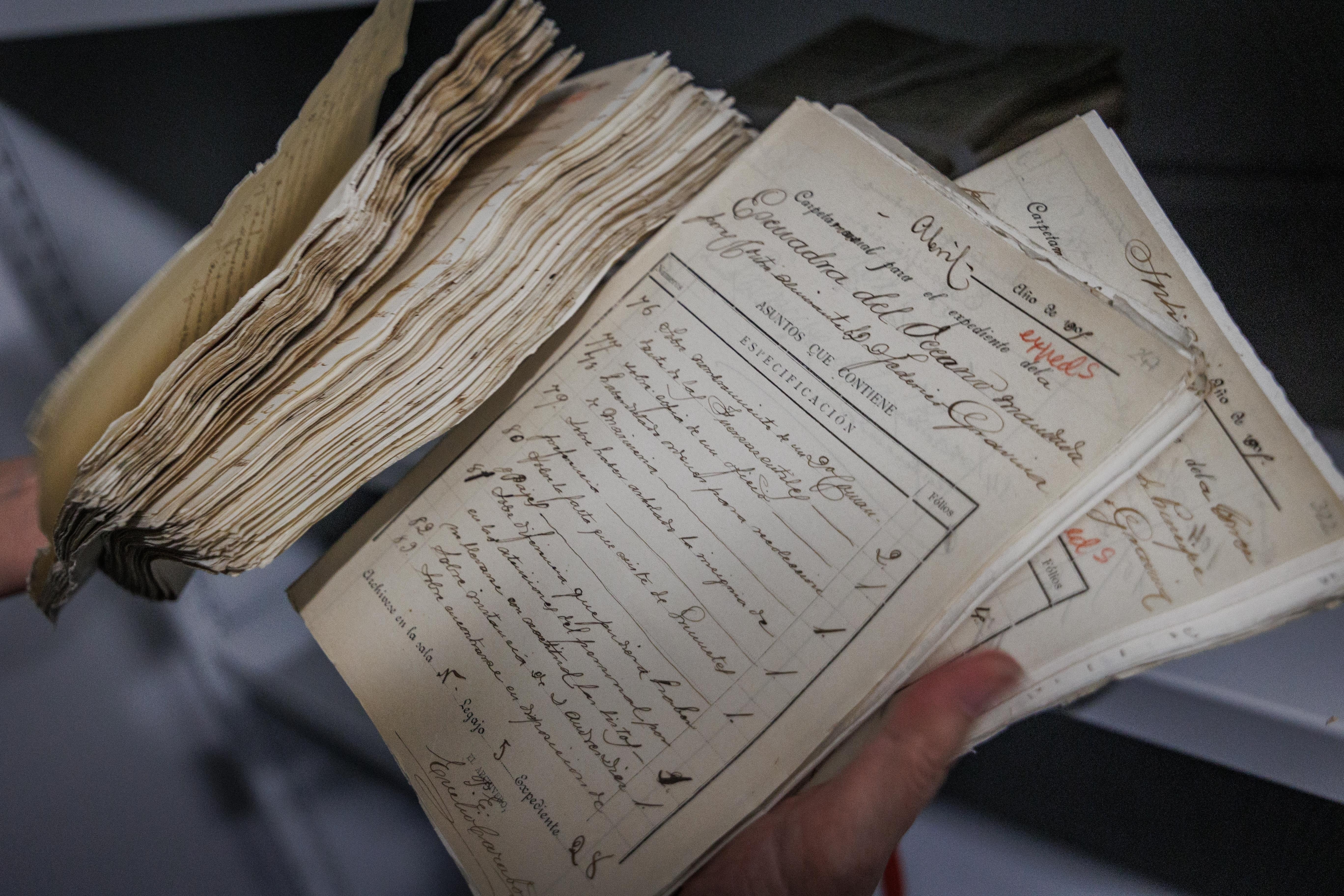 Legajos sobre Federico Gravina en el archivo