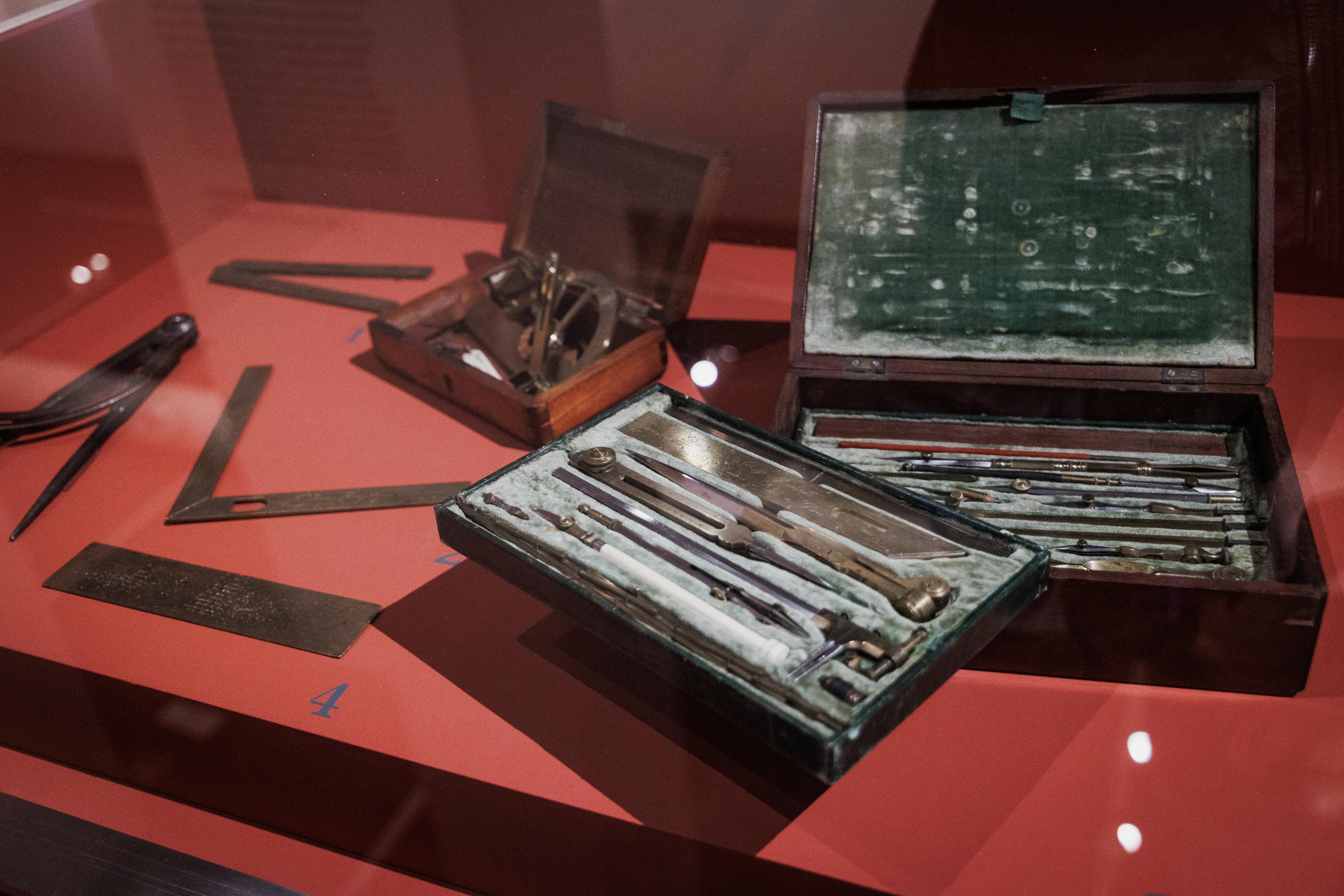 Instrumentos de medición utilizados durante la primera gran expedición de Jorge Juan