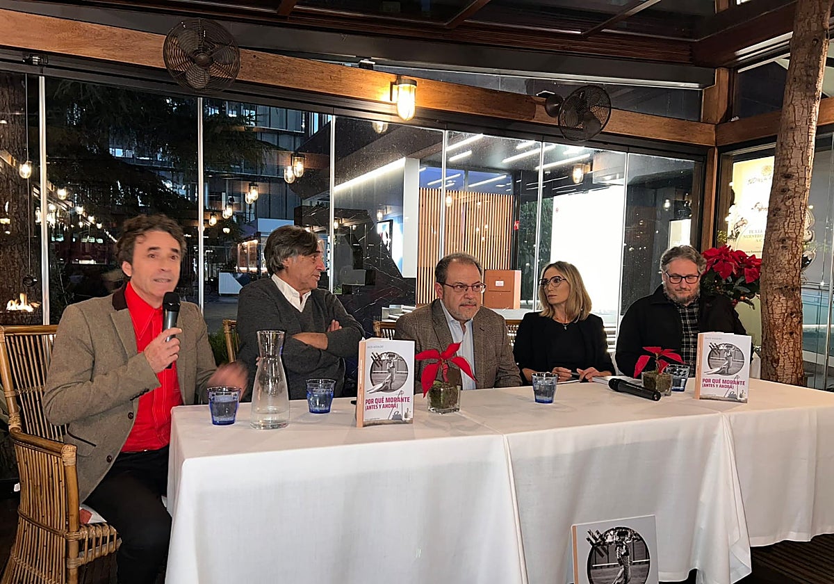 Presentación en el restaurante Flores de Alcachofa