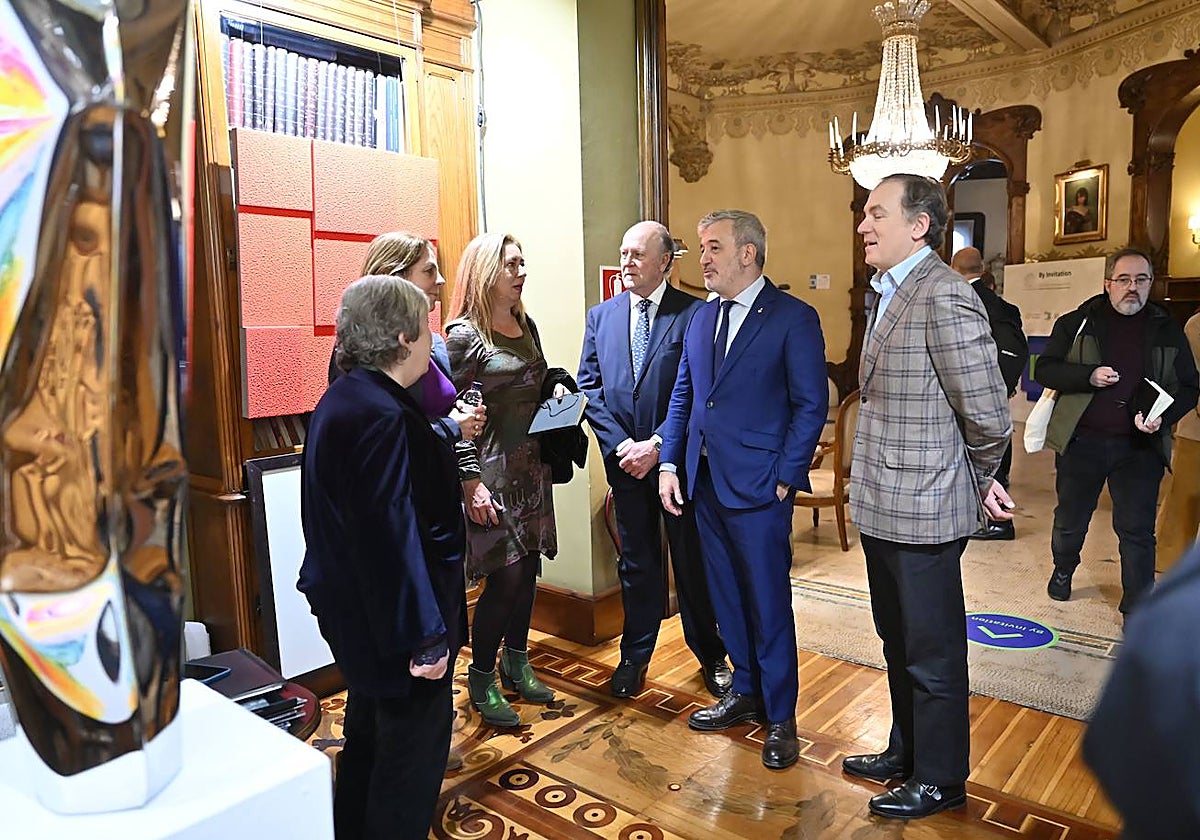 Enrique Lacalle con el alcalde Jaume Collboni en la inauguración de By Invitation
