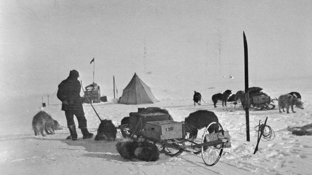 Fotografía de la expedición al Polo Sur liderada por Roald Amundsen. 1911.