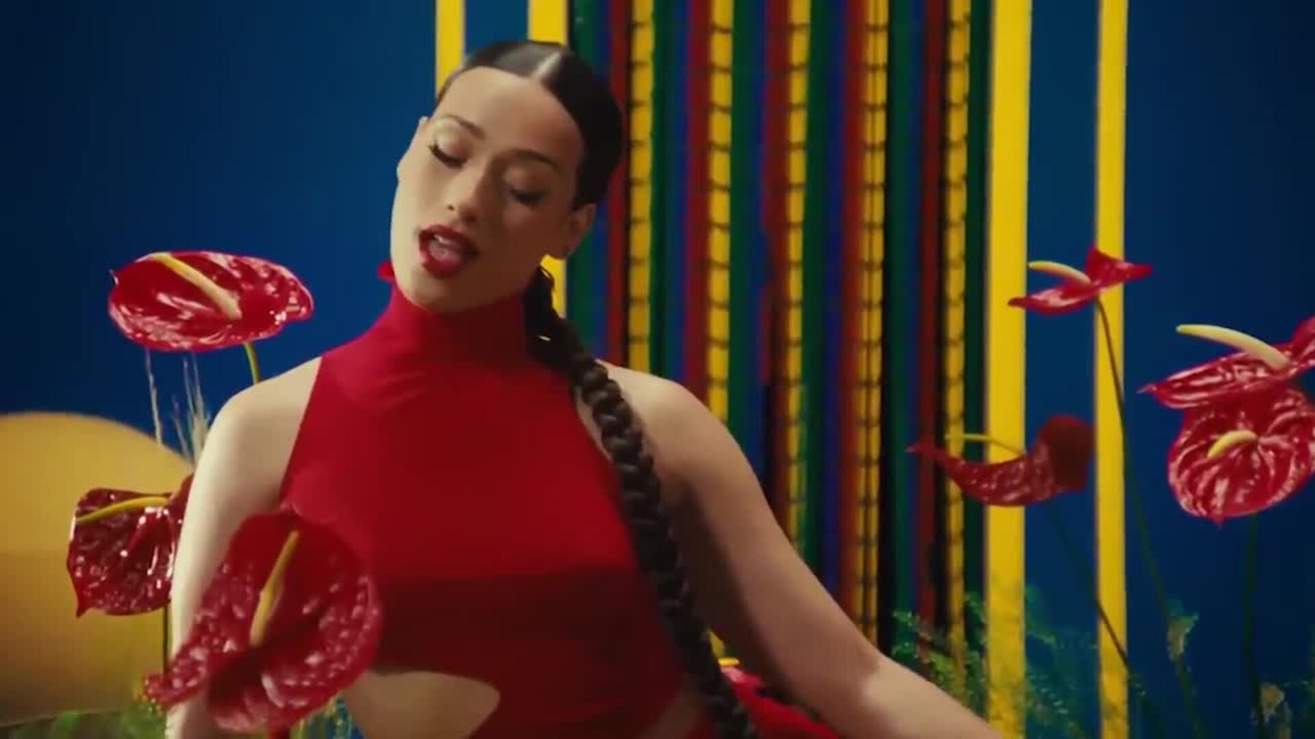 Chanel publica este viernes su primer álbum 'Agua'