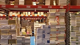 Caos en las librerías catalanas por el colapso de la mayor distribuidora de libros