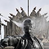 Lenin y sus crímenes se resisten a pasar a la Historia 100 años después