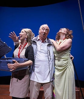 Imagen secundaria 2 - Tres escena de 'El Rey que fue'