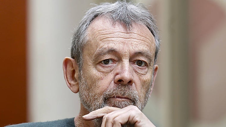 Lemaitre posa para la prensa en Barcelona