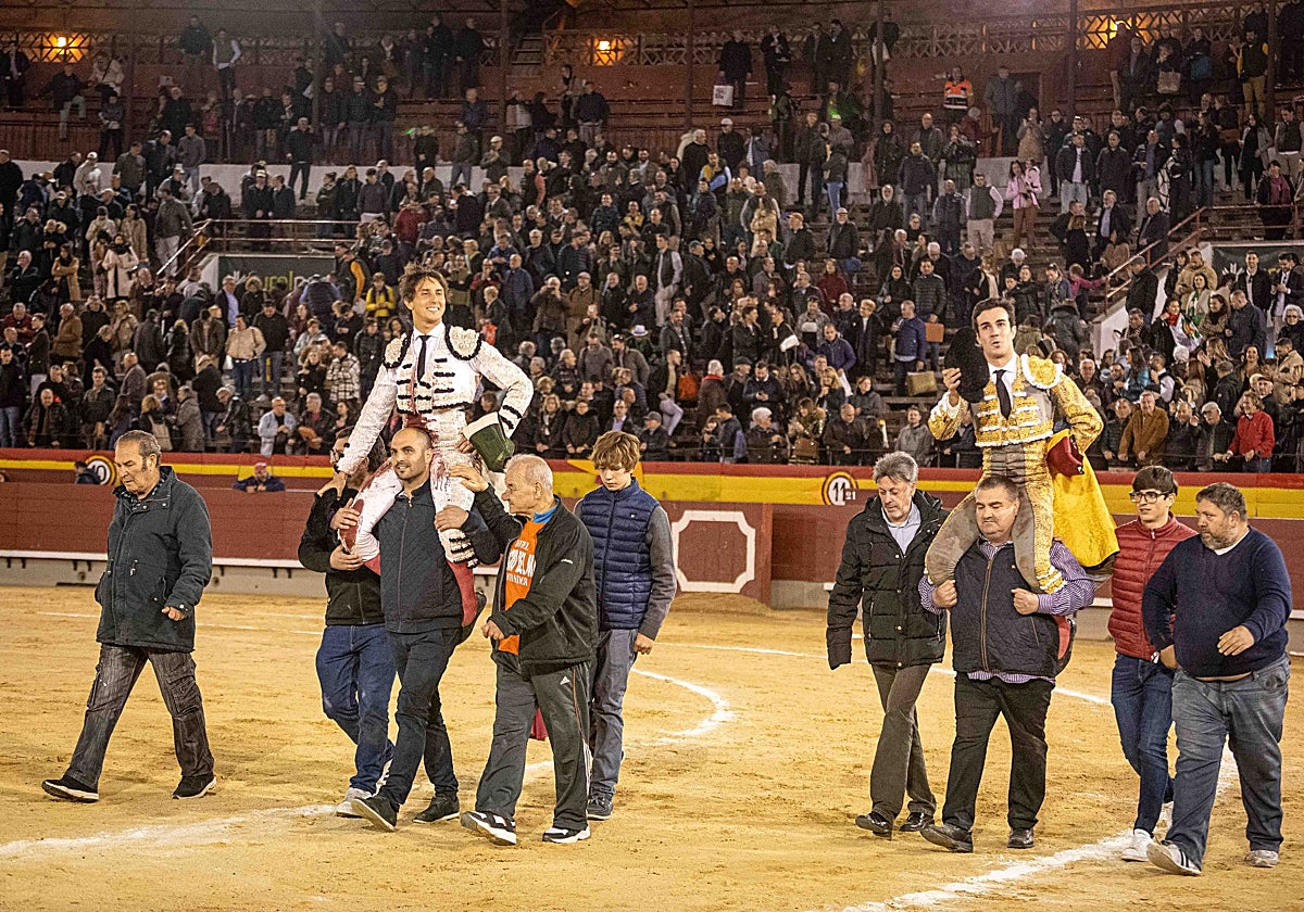 Puerta grande de Roca Rey y Rufo