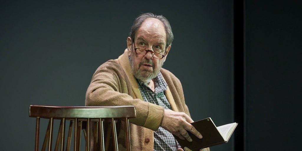 'Baba': Harika bir aktör olan Pou, kırılgan bir adama dönüştü