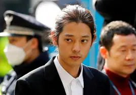 Jung Joon-young, excantante de K-pop, sale de prisión tras cinco años de condena por violación grupal