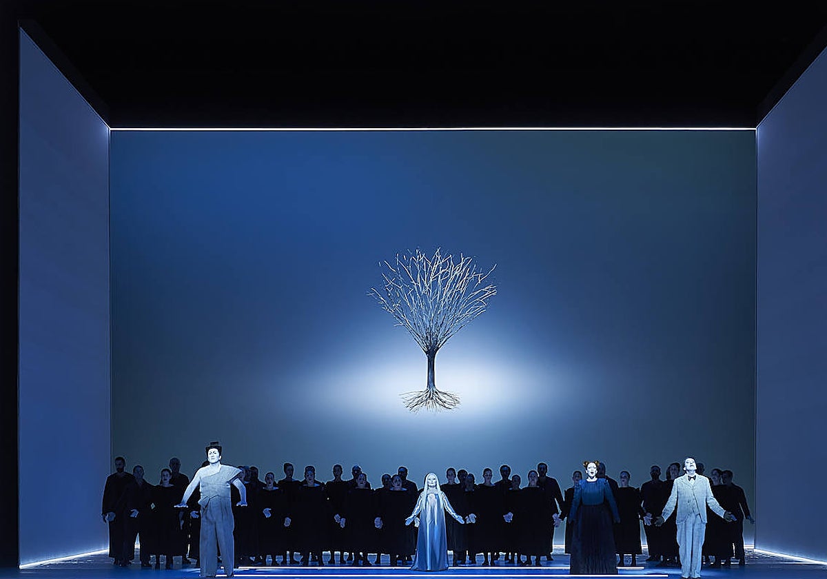 Wilson propone  una sucesión de bellísimas postales de innegable potencia visual, pero nada más