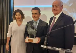 El Hotel Colón premia a Morante y Victorino Martín: «La corrida brilló porque los toreros eran especialistas»