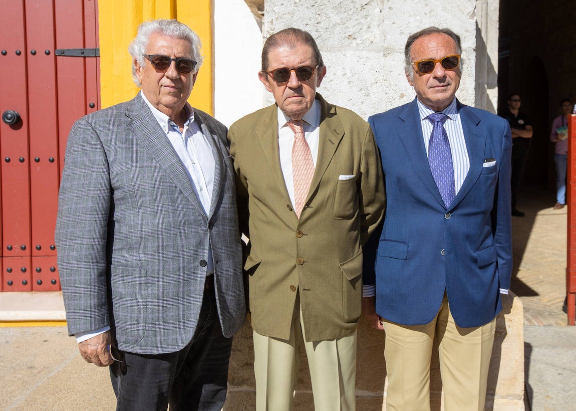 Sebastián Romero, el marqués de Carrión de los Céspedes y Antonio González