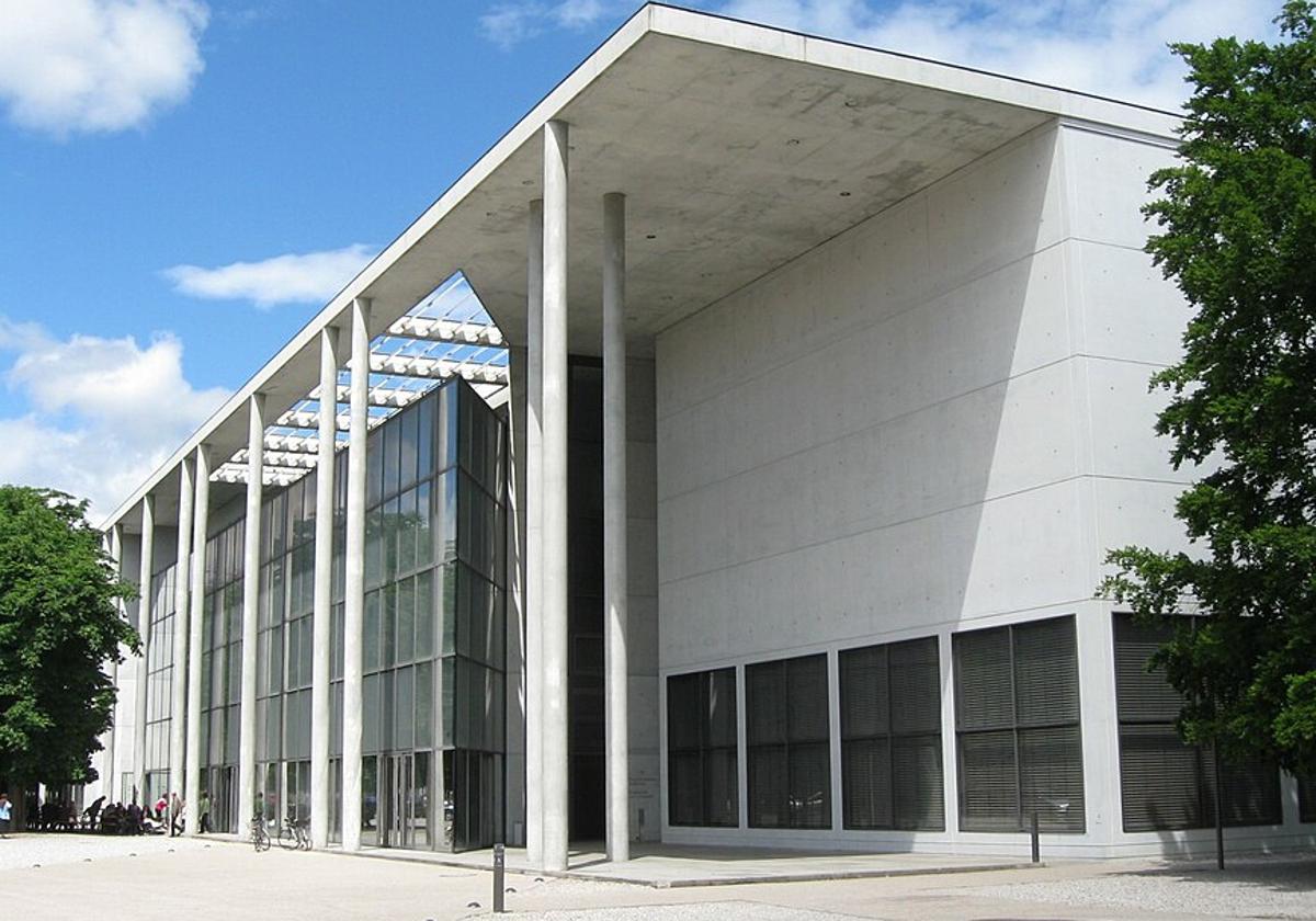 Fachada de Pinakothek der Moderne de Múnich