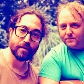 Sean Ono Lennon y James McCartney, en una image que han convertido en redes sociales