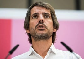 Urtasun recupera el guion catalán del cerco nacionalista a la Fiesta