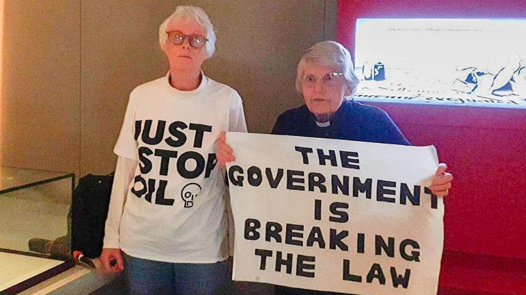 Las activistas climáticas Judy Bruce y Sue Parfitt, de 85 y 82 años, respectivamente