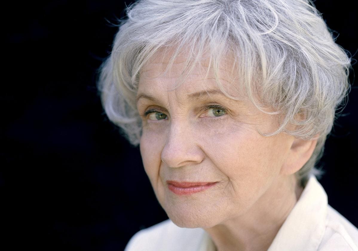 Muere a los 92 años Alice Munro, la reina del relato