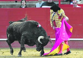 Toros hoy, jueves, en San Isidro: Quién torea, dónde ver en televisión y online, cartel y horario