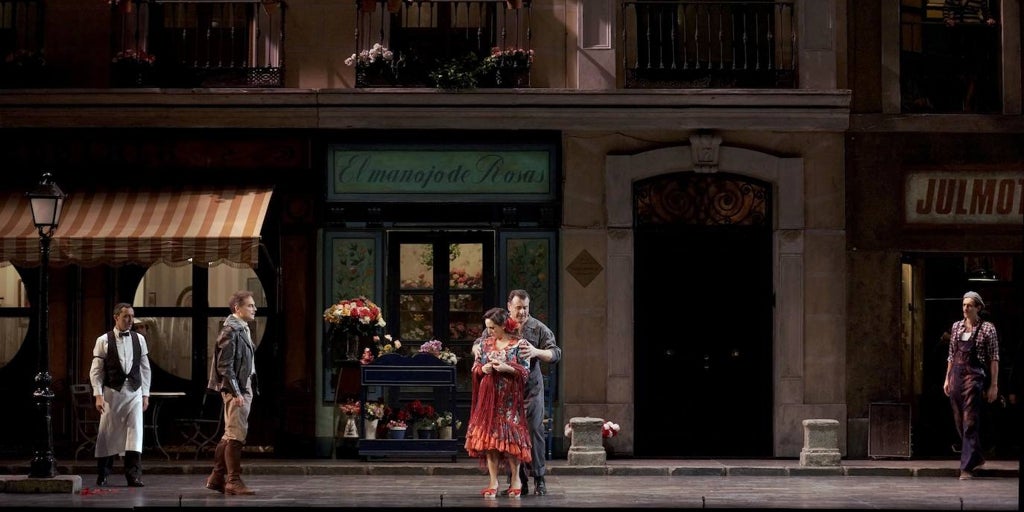 La Zarzuela, Isamay Benavente'nin ilk sezonundaki popüler şampiyonluklara bahis yapıyor