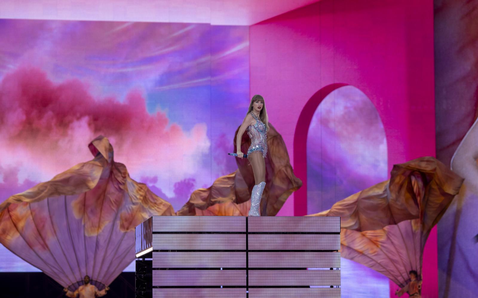 El primero de los dos conciertos de Taylor Swift en Madrid, en imágenes