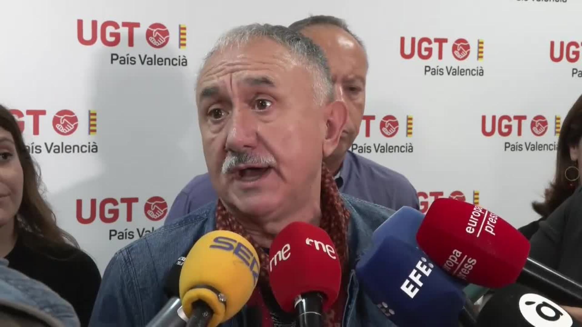 UGT critica los precios del sector turístico y pide mejores salarios ...