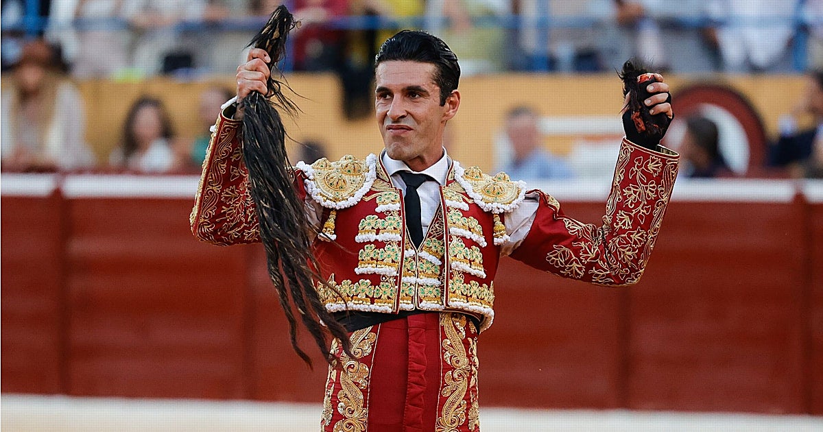 Montera De Torero Para Adulto – ATOSA, Color Negro Con Ribetes Dorados, De Poliéster | Cumple Normativa Europea, No Es Un Juguete