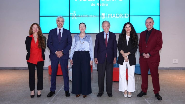 Rita Cosentino (directora artística Real Teatro de Retiro), Ignacio García-Belenguer (director general del Teatro Real), Marta Rivera De La Cruz, Gregorio Marañón (presidente del Teatro Real), Raquel Rivera (directora Real Teatro del Retiro) y Joan Matabosch (director artístico del Teatro Real),