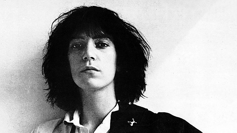 Patti Smith, el fuego eterno de la suma sacerdotisa del punk