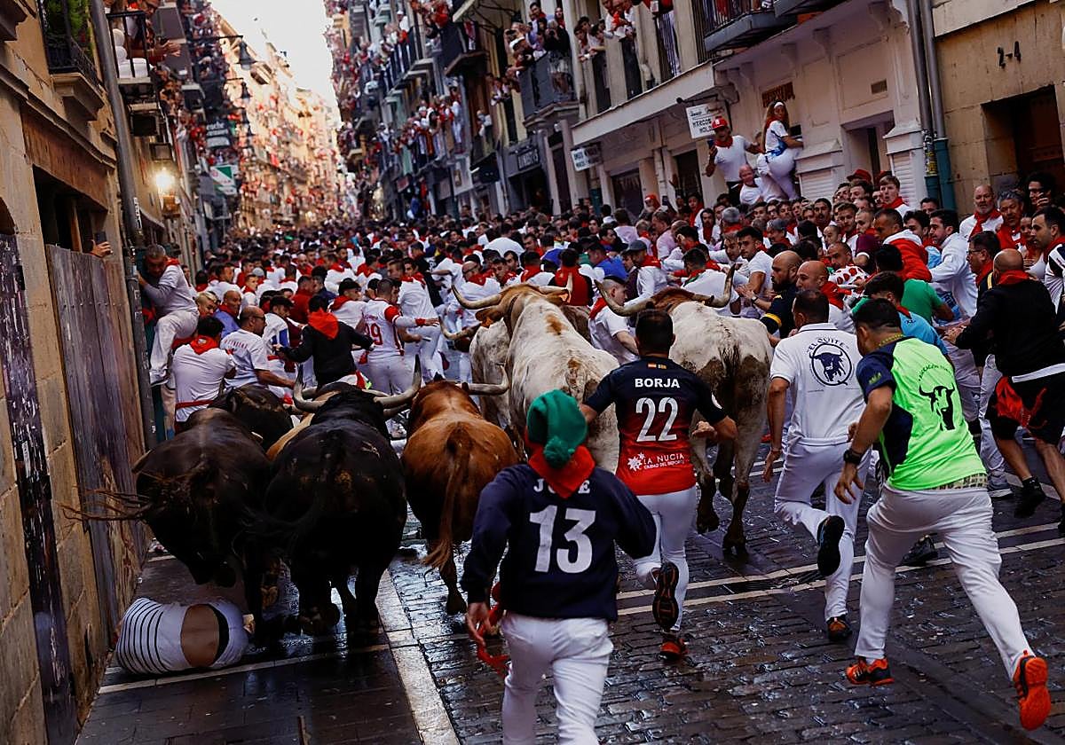 Primer encierro de las fiestas de San Fermín 2024