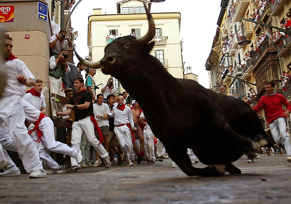 Sexto encierro de San Fermín, en directo: ganadería y última hora en Pamplona hoy