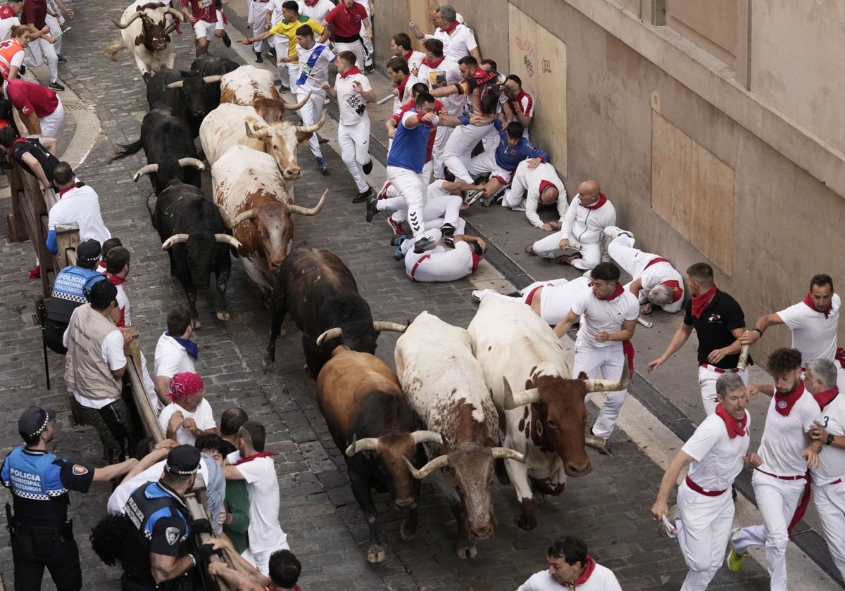 Imagen del cuarto encierro en la cuesta de Santo Domingo
