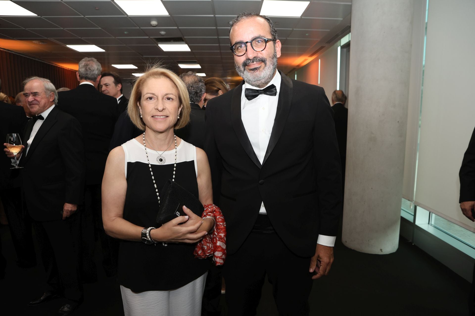 Rosa Visiedo, rectora de la Universidad San Pablo CEU, con Pablo Velasco, secretario de comunicación de la Asociación Católica de Propagandistas (ACDP)