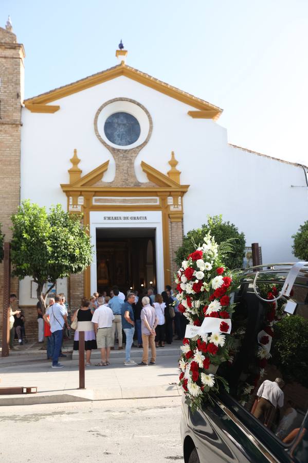 Entierro del torero Paco Camino en Camas