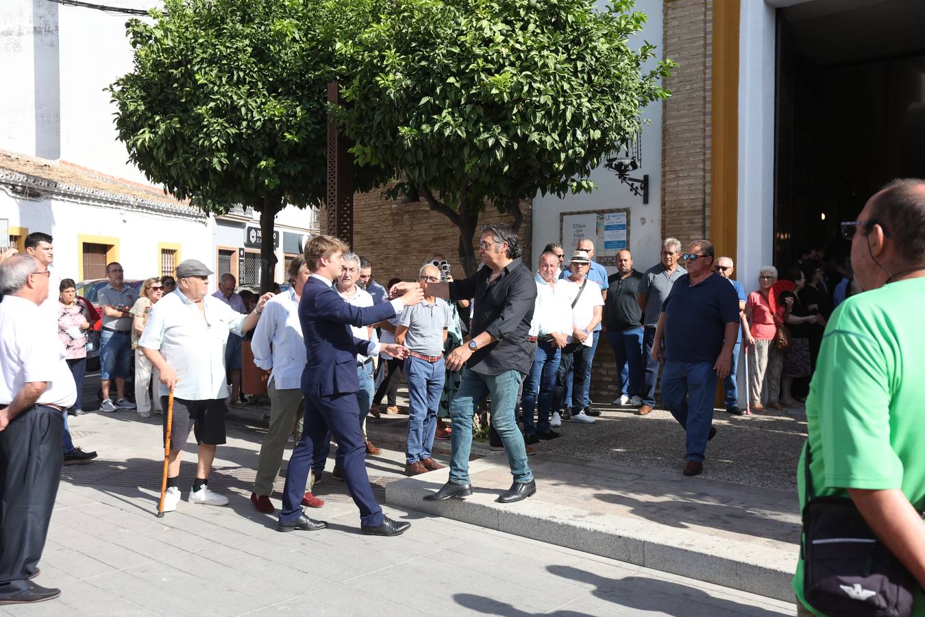 Entierro del torero Paco Camino en Camas