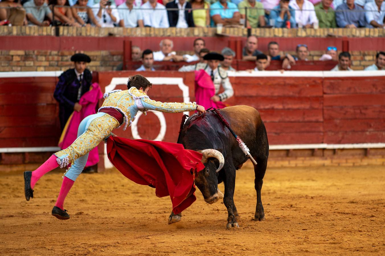 Javier Zulueta cortó tres orejas en dos grandes faenas