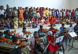 Ópera para combatir la prostitución infantil en Madagascar