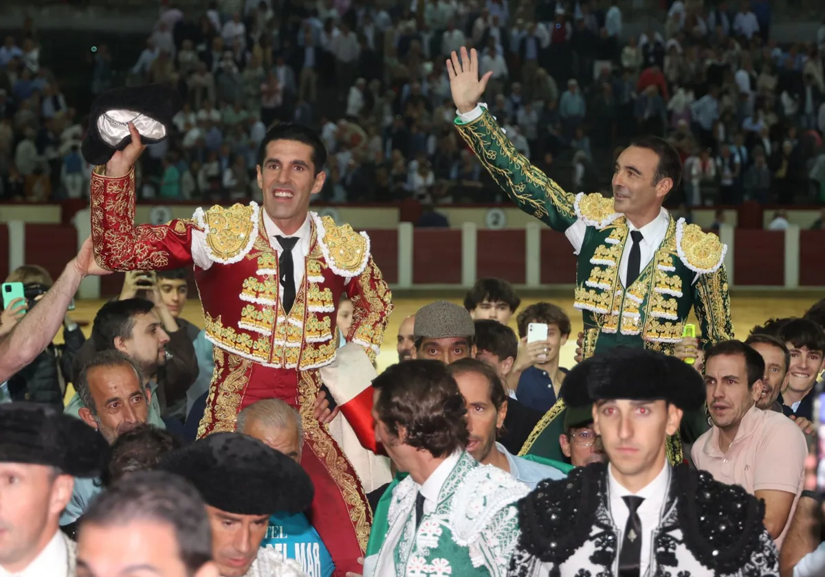 Alejandro Talalavante y Enrique Ponce salen a hombros