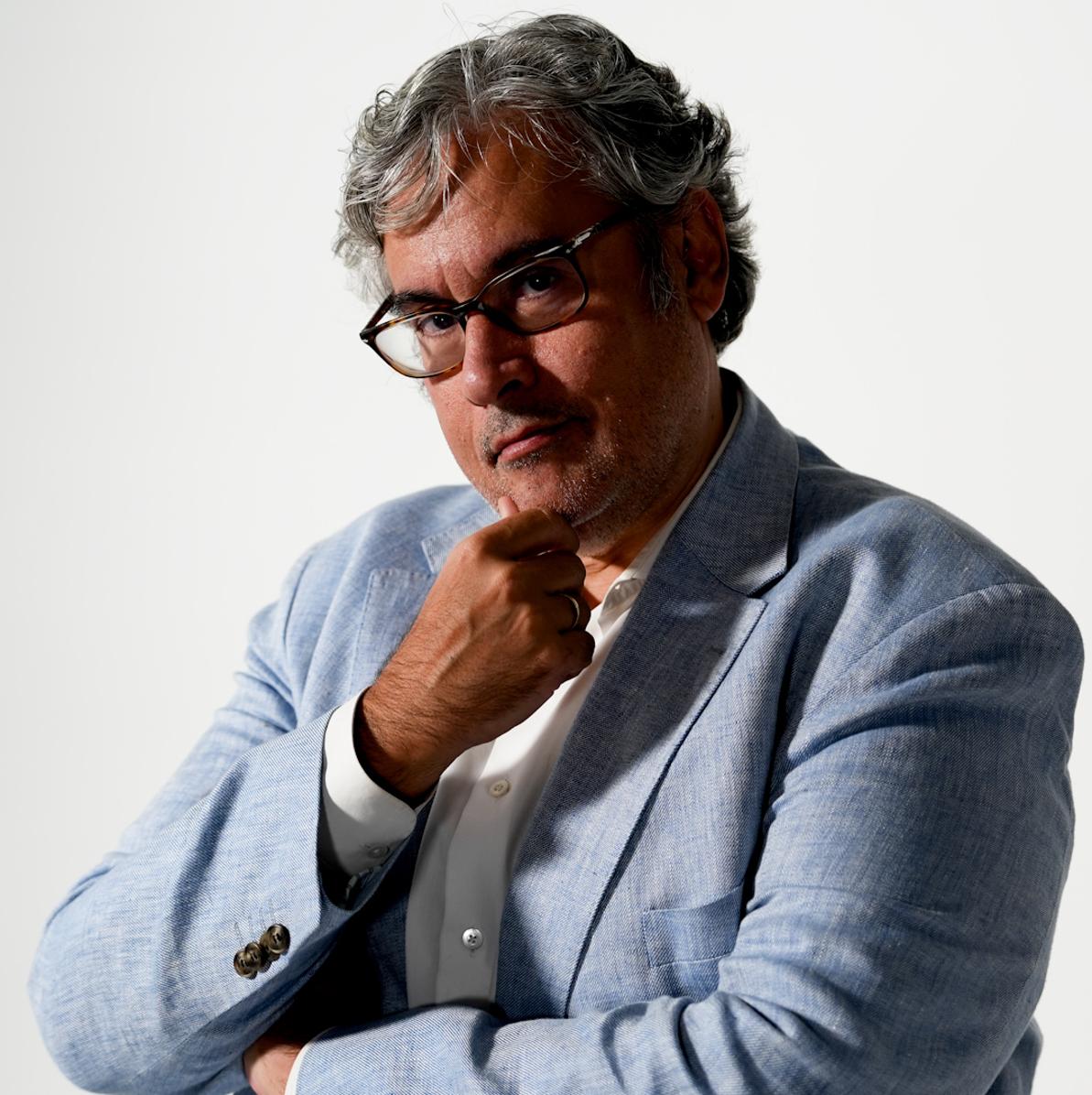 Juan Manuel de Prada: «Mi mujer me encalabrina muchísimo»