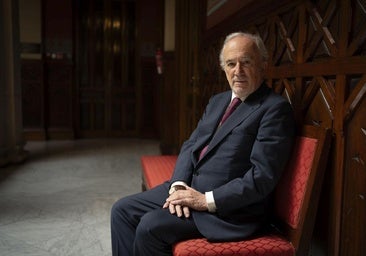 Santiago Muñoz Machado: «El problema con los políticos no es el lenguaje claro, sino el ocultamiento»