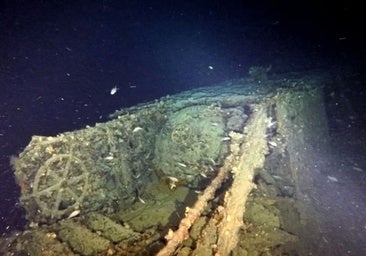 Con el buzo que descubre submarinos de la Segunda Guerra Mundial en el fondo del Egeo