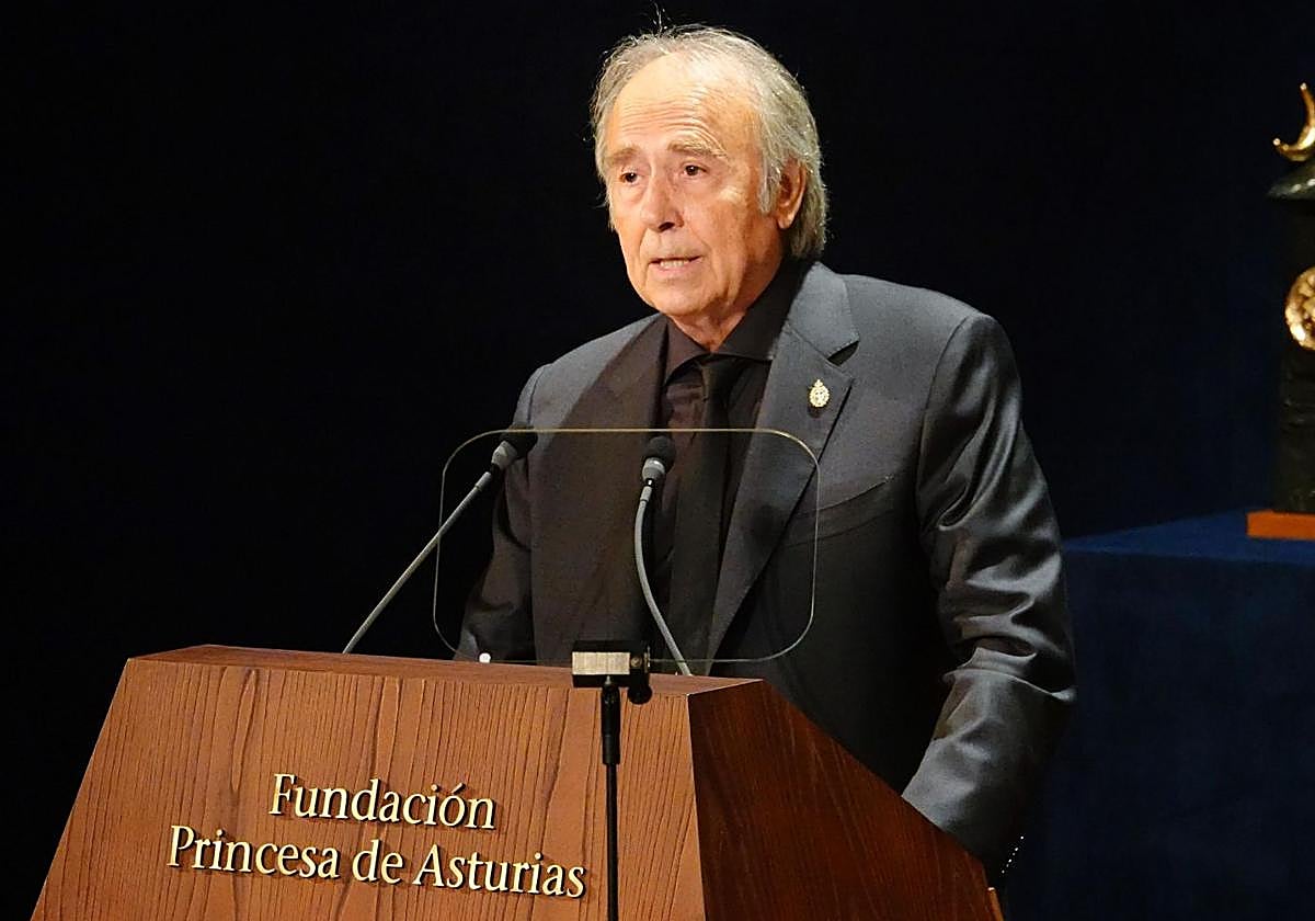 Joan Manuel Serrat, durante su discurso