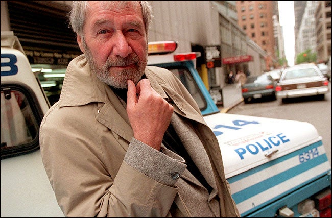 Ed Mc Bain fue uno de los autores más prolíficos en la historia de la novela negra y ejerció una gran influencia sobre los escritores de los 70 y 80